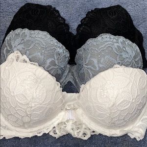 Victoria’s Secret lace bras
